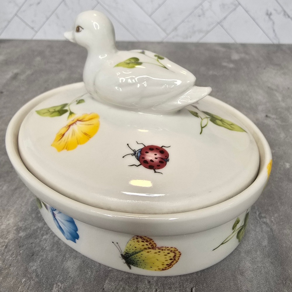 Vintage Ceramic Duck Trinket Box Butterfly Ladybug Floral Garden Porcelain Dish - Picture 2 of 10